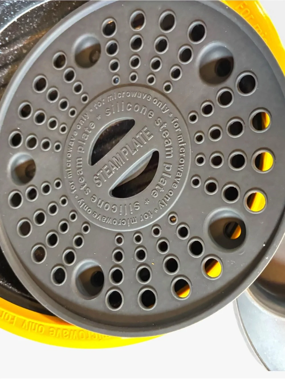 Range Mate Microwave Grill Pan & Steamer Set (Yellow)